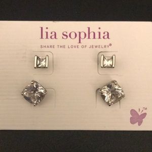 Lia Sophia crystal stud earrings set